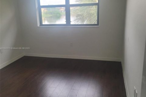 Copropriété à louer à Miami, Floride: 2 chambres, 83.24 m2 № 1848816 - photo 9