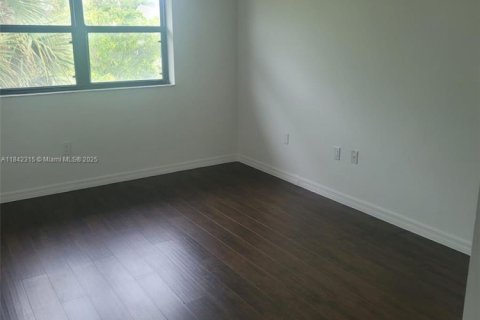 Copropriété à louer à Miami, Floride: 2 chambres, 83.24 m2 № 1848816 - photo 8