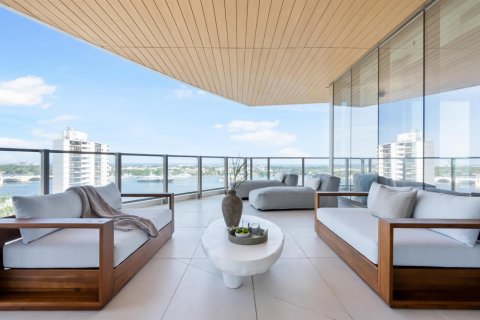 Condo in West Palm Beach, Florida, 4 bedrooms  № 2082144 - photo 9
