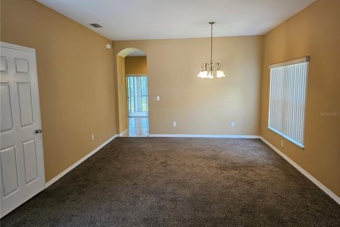 Villa ou maison à louer à Valrico, Floride: 4 chambres, 218.97 m2 № 2217542 - photo 7