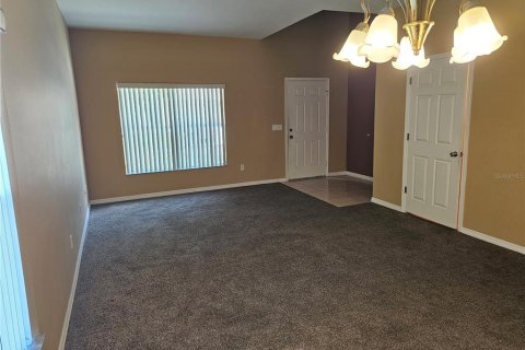 Villa ou maison à louer à Valrico, Floride: 4 chambres, 218.97 m2 № 2217542 - photo 8
