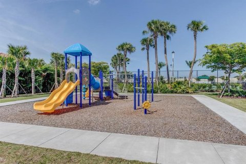 Villa ou maison à louer à Nokomis, Floride: 4 chambres, 187.94 m2 № 2151026 - photo 9
