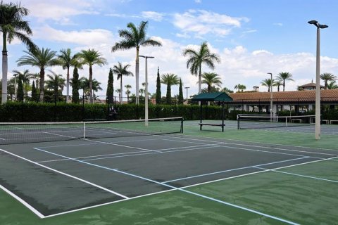 Villa ou maison à louer à Nokomis, Floride: 4 chambres, 187.94 m2 № 2151026 - photo 6