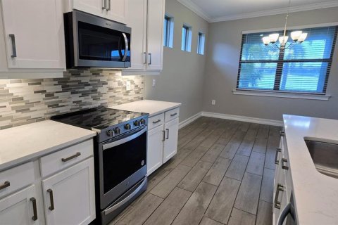 Villa ou maison à louer à Nokomis, Floride: 4 chambres, 187.94 m2 № 2151026 - photo 16