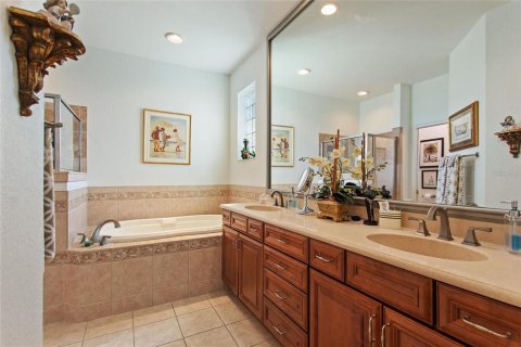 House in Polk City, Florida 2 bedrooms, 171.13 sq.m. № 1108820 - photo 29