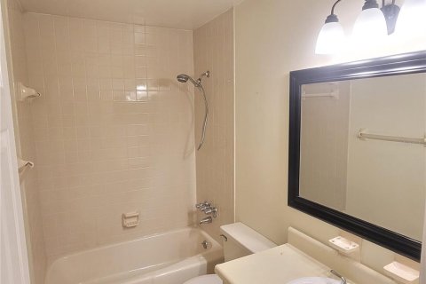 Villa ou maison à louer à Bradenton, Floride: 2 chambres, 121.05 m2 № 2167443 - photo 28