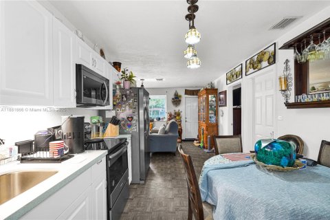 Купить виллу или дом в Майами, Флорида 4 спальни, 133.78м2, № 1929893 - фото 7