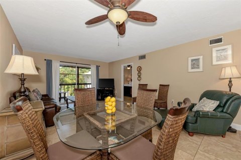 Condominio en alquiler en Sarasota, Florida, 2 dormitorios, 83.61 m2 № 645192 - foto 18