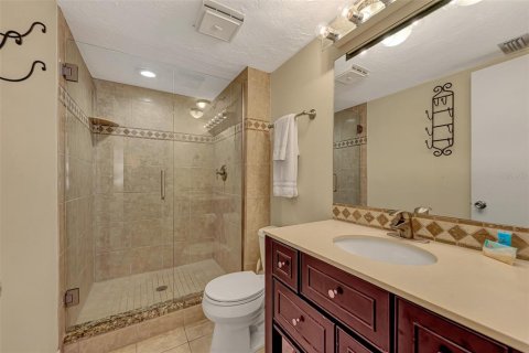 Condominio en alquiler en Sarasota, Florida, 2 dormitorios, 83.61 m2 № 645192 - foto 27