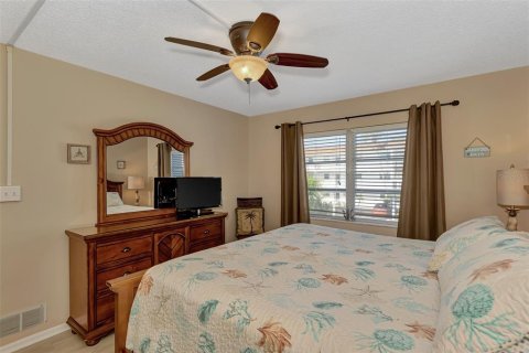 Condominio en alquiler en Sarasota, Florida, 2 dormitorios, 83.61 m2 № 645192 - foto 24