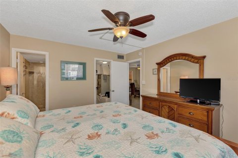 Condominio en alquiler en Sarasota, Florida, 2 dormitorios, 83.61 m2 № 645192 - foto 26