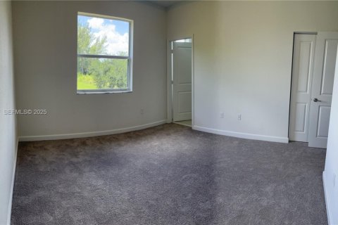 Купить таунхаус в Хомстед, Флорида 3 спальни, 143.53м2, № 2034535 - фото 11