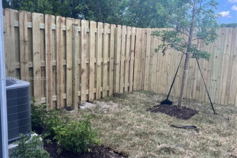 Купить таунхаус в Хомстед, Флорида 3 спальни, 143.53м2, № 2034535 - фото 15