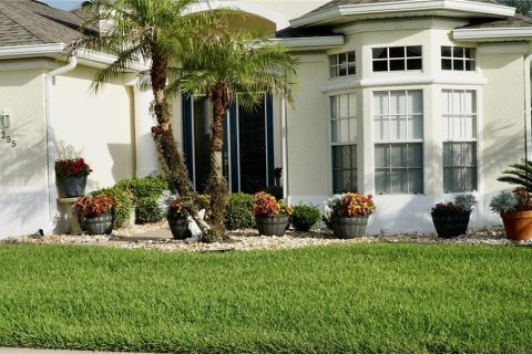 House in Davenport, Florida 4 bedrooms, 187.85 sq.m. № 380437 - photo 1