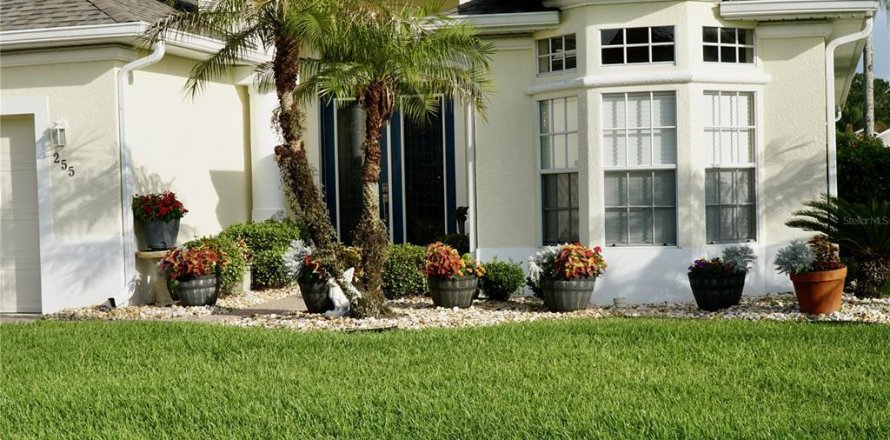 House in Davenport, Florida 4 bedrooms, 187.85 sq.m. № 380437