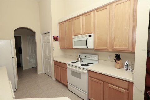House in Davenport, Florida 4 bedrooms, 187.85 sq.m. № 380437 - photo 13
