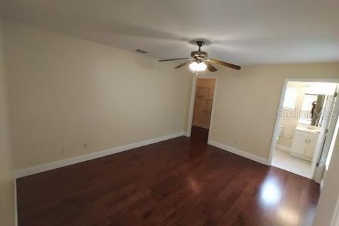 House in Clermont, Florida 3 bedrooms, 114.55 sq.m. № 1888494 - photo 6