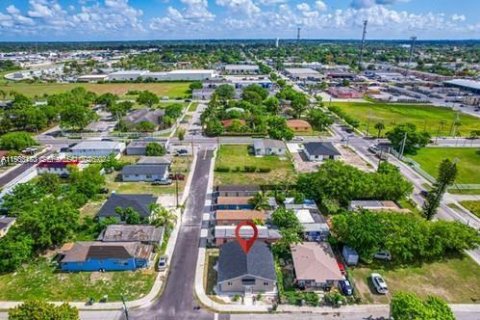 Villa ou maison à vendre à Homestead, Floride: 3 chambres, 104.05 m2 № 2089400 - photo 3
