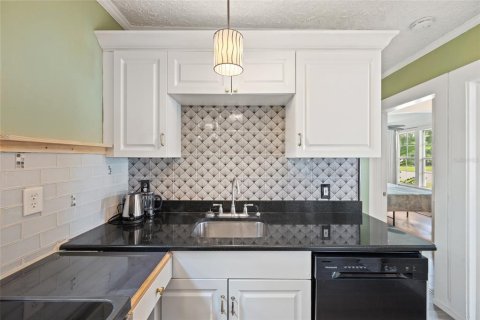 Casa en venta en Saint Petersburg, Florida, 2 dormitorios, 81.75 m2 № 1911821 - foto 8