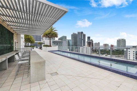 Condominio en alquiler en Miami, Florida, 1 dormitorio, 60.2 m2 № 1991018 - foto 19