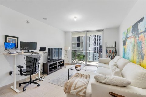 Condominio en alquiler en Miami, Florida, 1 dormitorio, 60.2 m2 № 1991018 - foto 8