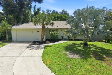 Casa en venta en Sarasota, Florida, 2 dormitorios, 123.93 m2 № 2225244 - foto 4