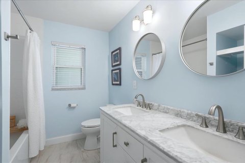 Casa en venta en Sarasota, Florida, 2 dormitorios, 123.93 m2 № 2225244 - foto 26