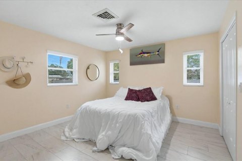 Casa en venta en Sarasota, Florida, 2 dormitorios, 123.93 m2 № 2225244 - foto 20