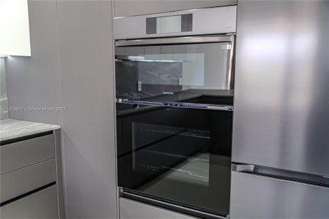 Copropriété à vendre à Hallandale Beach, Floride: 2 chambres, 135.17 m2 № 1960070 - photo 16