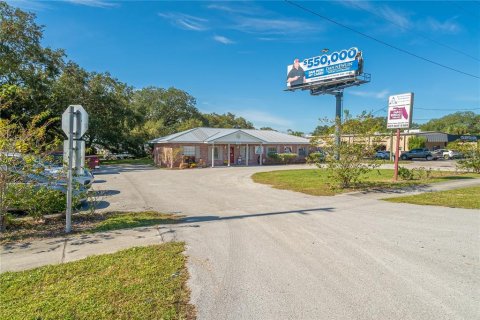 Commercial property in Kissimmee, Florida № 224923 - photo 3