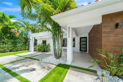 Villa ou maison à vendre à Miami Beach, Floride: 4 chambres, 228.08 m2 № 1939098 - photo 8