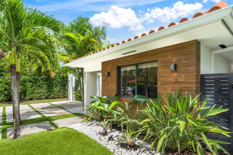 Villa ou maison à vendre à Miami Beach, Floride: 4 chambres, 228.08 m2 № 1939098 - photo 7