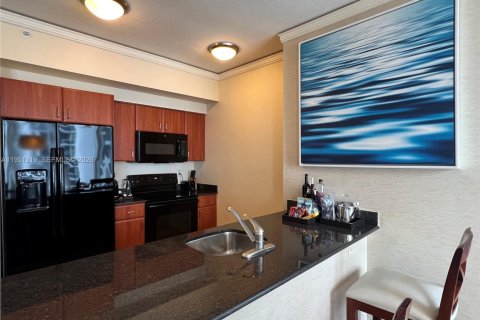 Condominio en venta en Sunny Isles Beach, Florida, 1 dormitorio, 94.85 m2 № 2007234 - foto 17