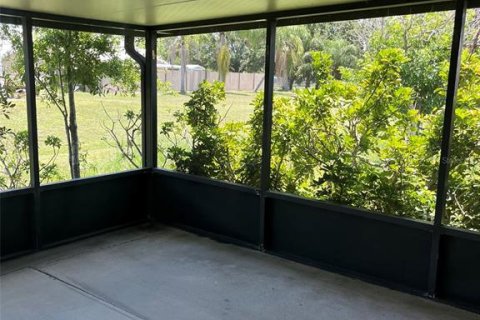 Casa en venta en Okeechobee, Florida, 4 dormitorios, 195.84 m2 № 2156928 - foto 29