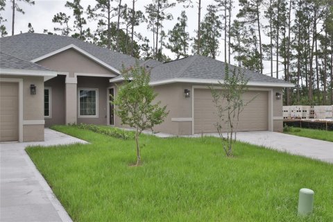 Commercial property in Palm Coast, Florida 6 bedrooms, 292.64 sq.m. № 2393906 - photo 4