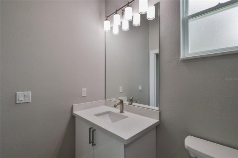 Commercial property in Palm Coast, Florida 6 bedrooms, 292.64 sq.m. № 2393906 - photo 19