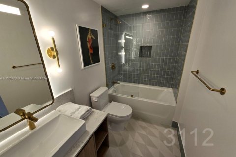 Condo in Miami, Florida  № 1467312 - photo 10