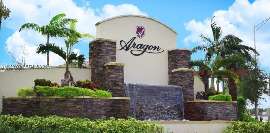 Таунхаус в Хайалиа, Флорида 4 спальни, 172.98м2 № 2009581