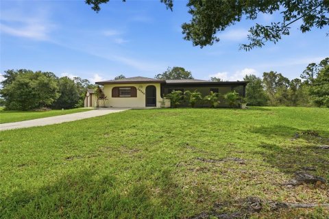 House in Punta Gorda, Florida 3 bedrooms, 90.21 sq.m. № 2219664