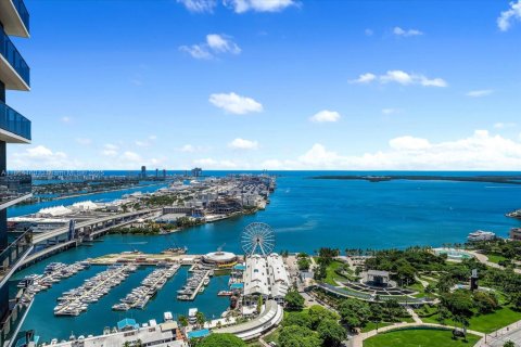 Condominio en venta en Miami, Florida, 1 dormitorio, 61.78 m2 № 1979446 - foto 11