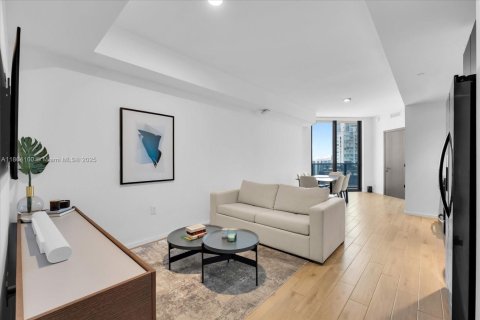 Condominio en venta en Miami, Florida, 1 dormitorio, 61.78 m2 № 1979446 - foto 8