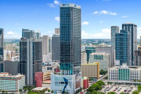 Condominio en venta en Miami, Florida, 1 dormitorio, 61.78 m2 № 1979446 - foto 24