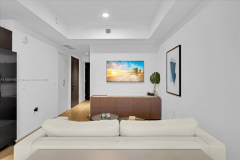 Condominio en venta en Miami, Florida, 1 dormitorio, 61.78 m2 № 1979446 - foto 18