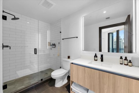 Condominio en venta en Miami, Florida, 1 dormitorio, 61.78 m2 № 1979446 - foto 16