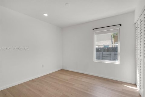 Villa ou maison à louer à Miramar, Floride: 4 chambres, 148.36 m2 № 2412953 - photo 25