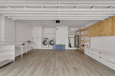Villa ou maison à louer à Miramar, Floride: 4 chambres, 148.36 m2 № 2412953 - photo 30