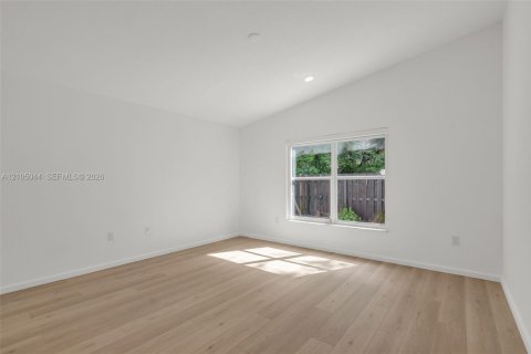 Villa ou maison à louer à Miramar, Floride: 4 chambres, 148.36 m2 № 2412953 - photo 23
