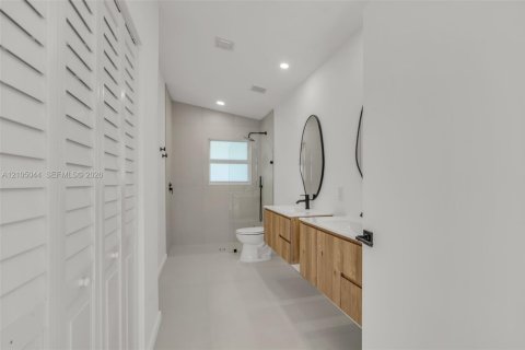 Villa ou maison à louer à Miramar, Floride: 4 chambres, 148.36 m2 № 2412953 - photo 21