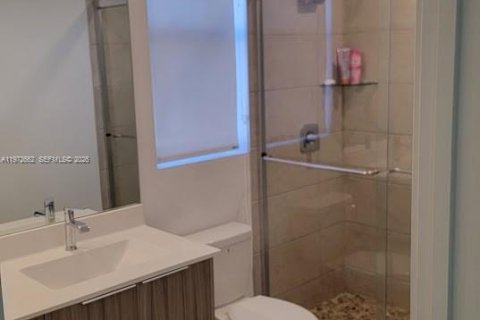 Condo in Doral, Florida, 3 bedrooms  № 2033988 - photo 11