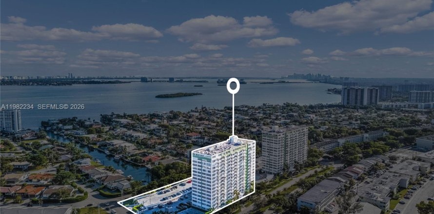 Кондоминиум с 2 спальнями в Норт-Майами, Флорида № 2045021